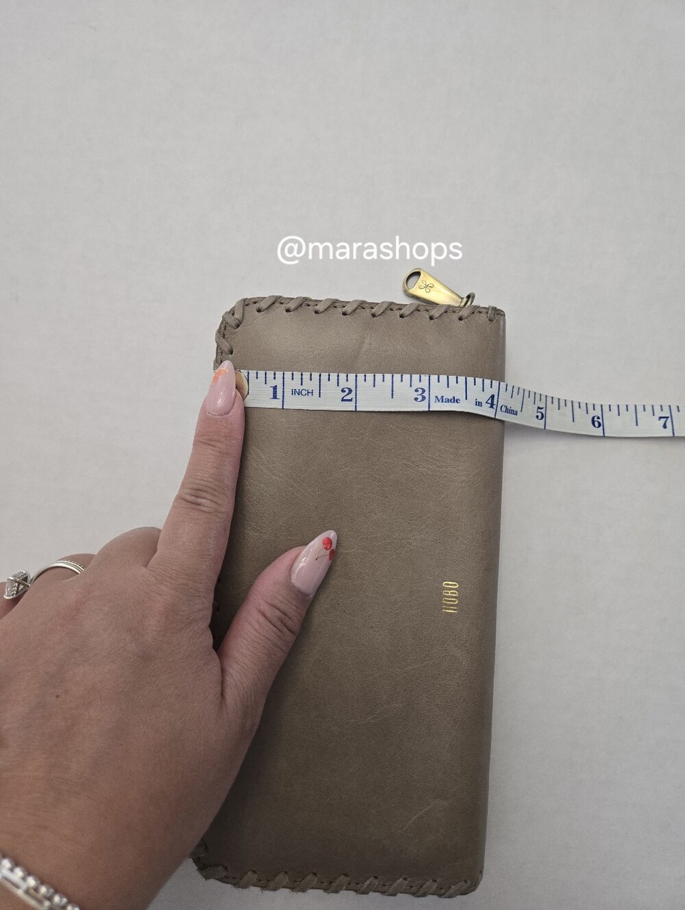 Hobo Wynn Wallet - Picture 9 of 9
